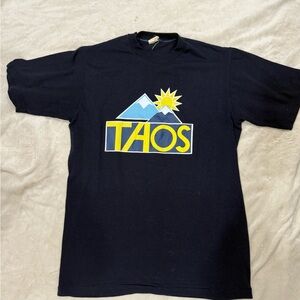 VINTAGE Taos resort Navy Blue T-Shirt